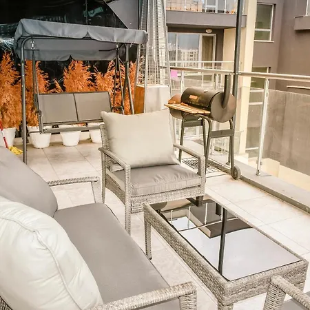 Апартаменты Sky Loft *
