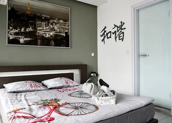 Sky Loft Apartment *